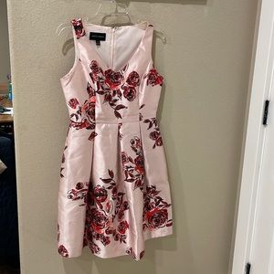 Donna Morgan Floral Dress Size 6